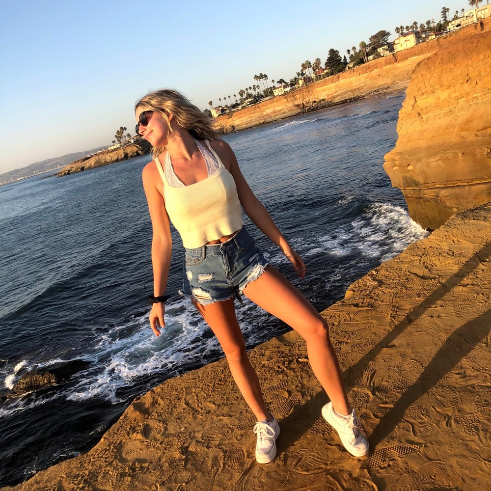 SHEIN Distressed Jean Shorts